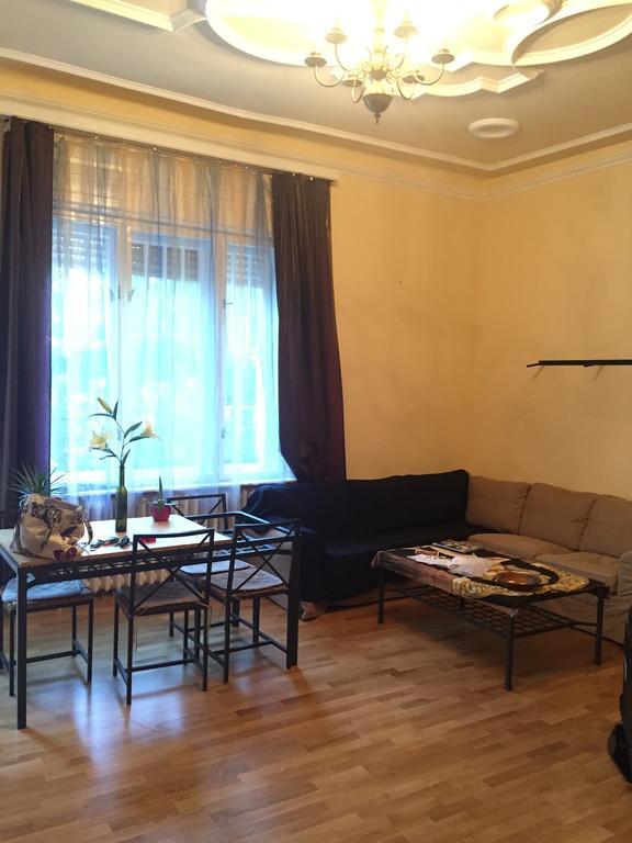 Hotel Rose Valley Budapeszt Zewnętrze zdjęcie